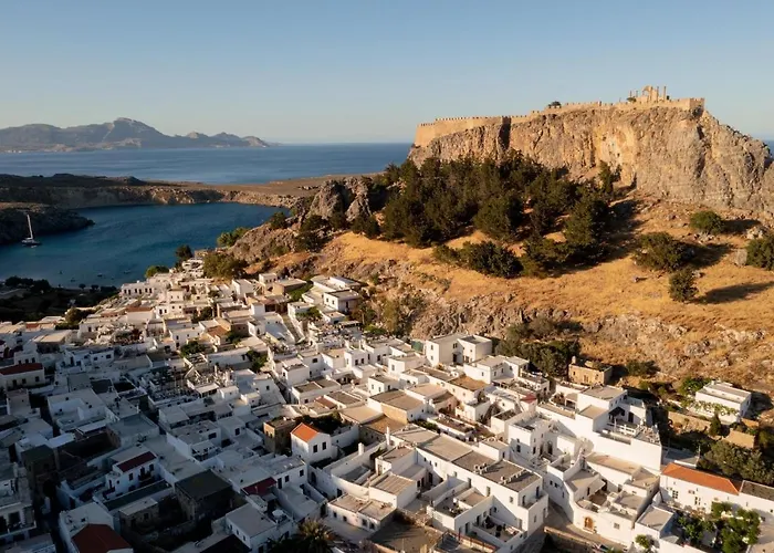 Lindos Calmare Suites